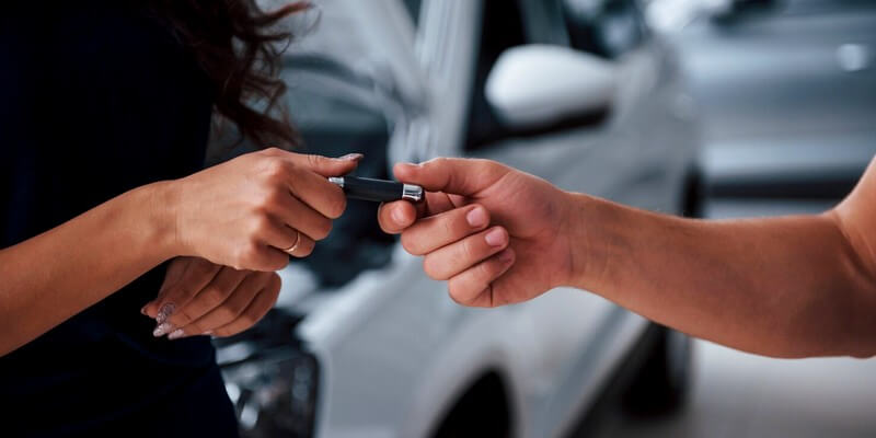 You are currently viewing Louer une voiture à Nice : conseils et pièges à éviter